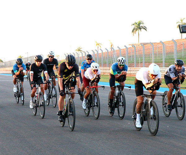 Autódromo de Goiânia reabre pista para treinos de ciclismo e corrida de rua